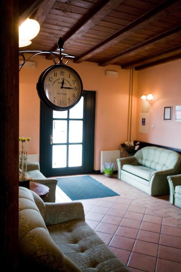 Hotel Maly Mlyn Stargard Szczecinski Luaran gambar